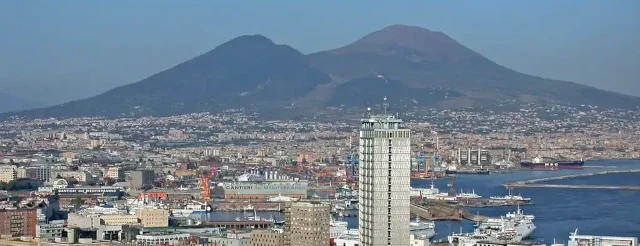 Napoli città