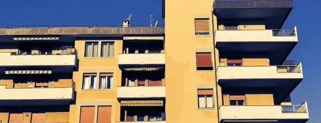 facciata edificio condominiale prospetto